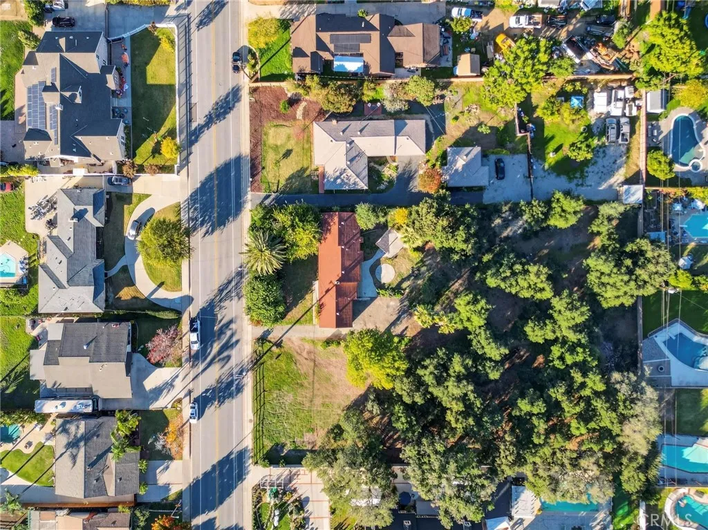 736 N Walnut, San Dimas, California 91773 home-pic-6